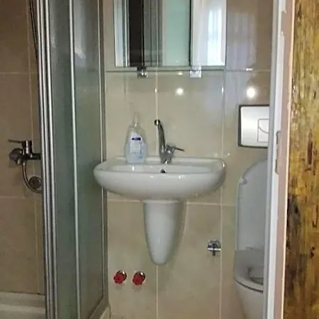 Hotel Ala *